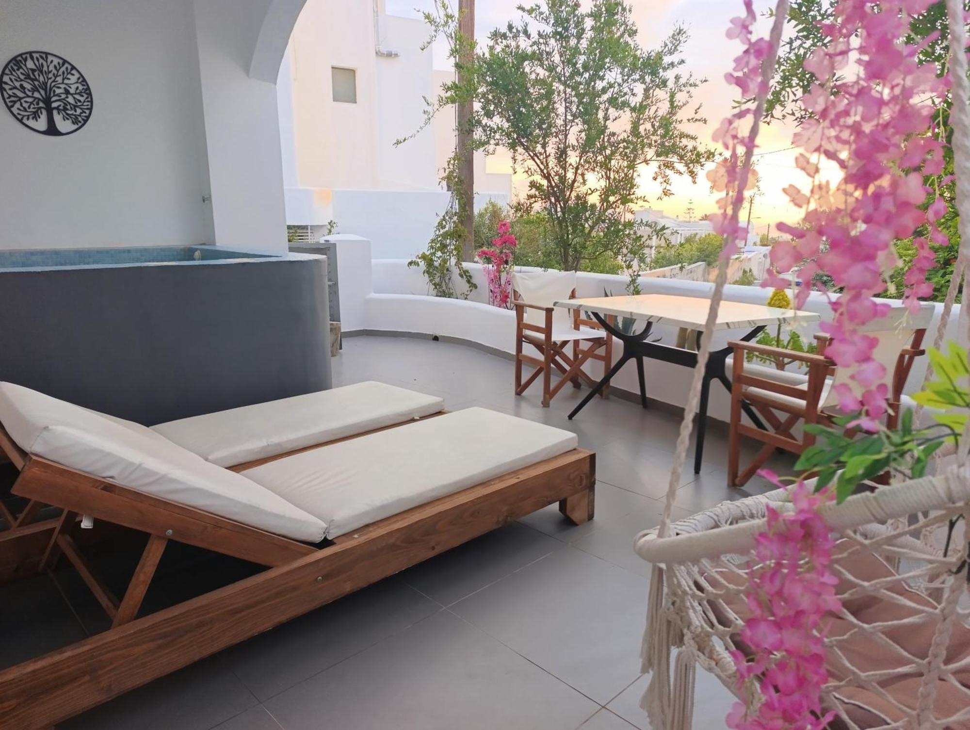 The Muses Of Santorini Private Jacuzzi Suites Vóthon Pokój zdjęcie